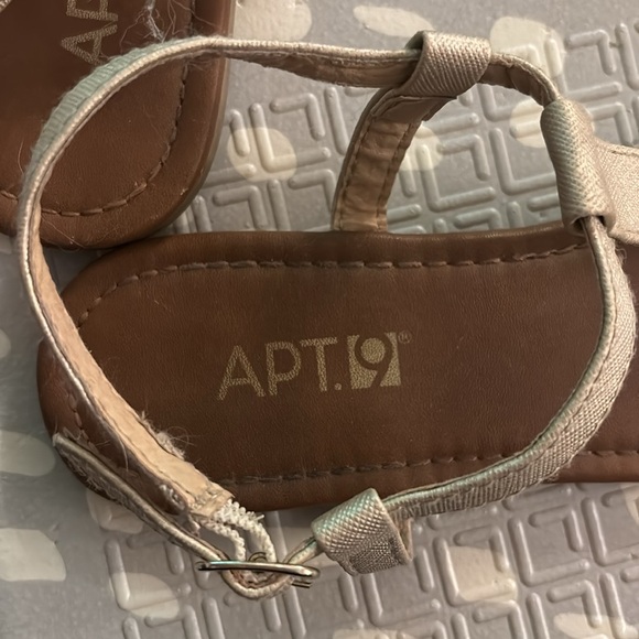 Gold Thong Sandals - Picture 5 of 5